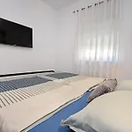 Istra Adria Apartament *